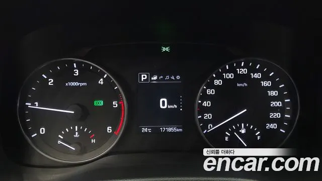Hyundai Avante 2016 thumb 8