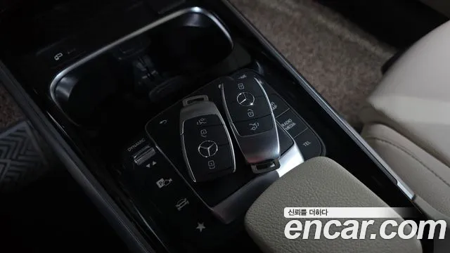 Mercedes-Benz GLB 2021 thumb 8