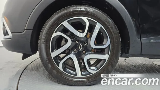 Renault-KoreaSamsung Captur 2015 thumb 4