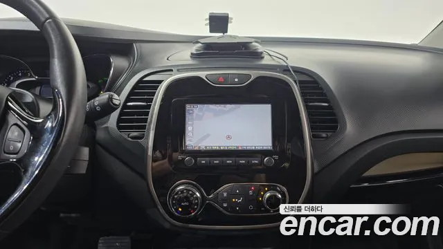 Renault-KoreaSamsung Captur 2015 thumb 12