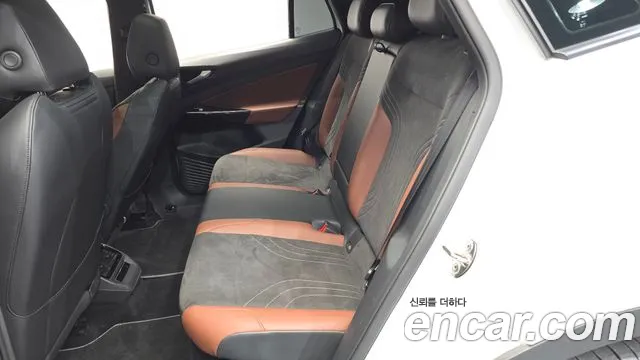 Volkswagen ID.4 2023 thumb 10