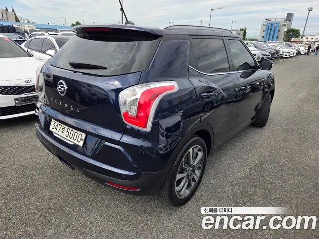 KG_Mobility_Ssangyong TIBOLI 2016 thumb 6
