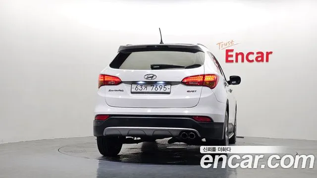 Hyundai Santa Fe 2013 thumb 4
