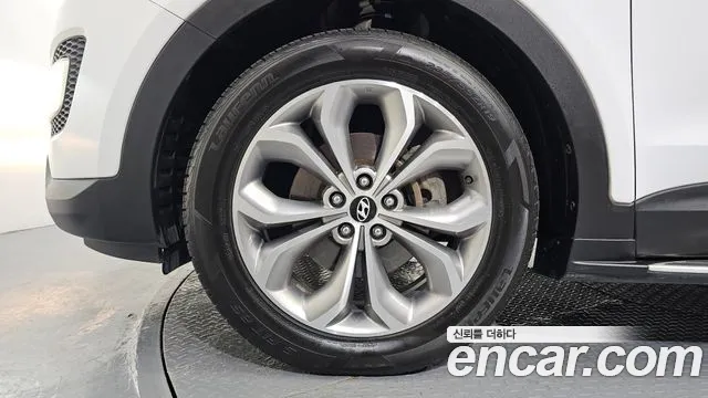 Hyundai Santa Fe 2013 thumb 5