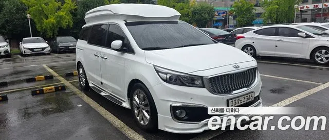 Kia Carnival 2017 thumb 11