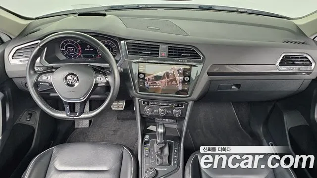 Volkswagen Tiguan 2018 thumb 7