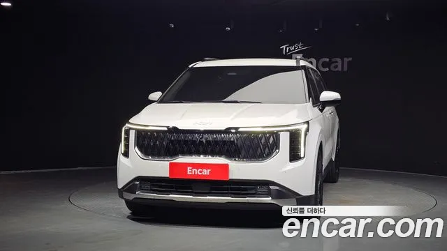 Kia Carnival 2024 thumb 3
