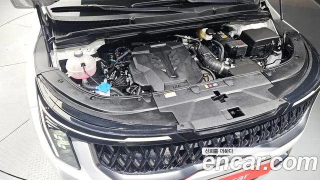 Kia Carnival 2024 thumb 6
