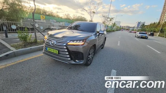 Lexus LX 2025 thumb 2
