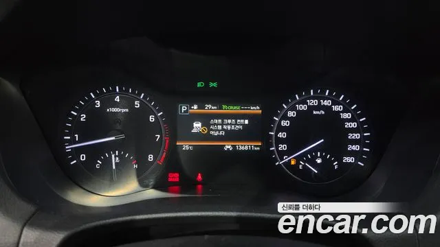 Genesis G80 2017 thumb 8