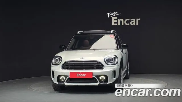 MINI Countryman 2023 thumb 3