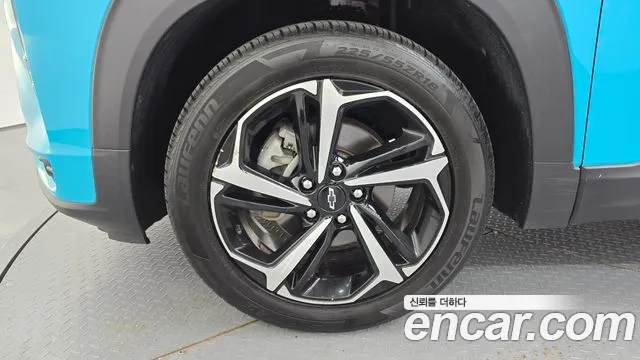 ChevroletGMDaewoo TrailBlazer 2020 thumb 5