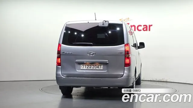 Hyundai Starex 2018 thumb 4