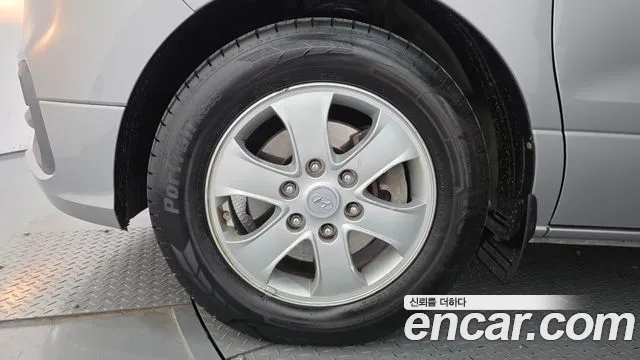 Hyundai Starex 2018 thumb 5