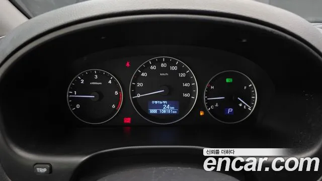 Hyundai Starex 2018 thumb 8