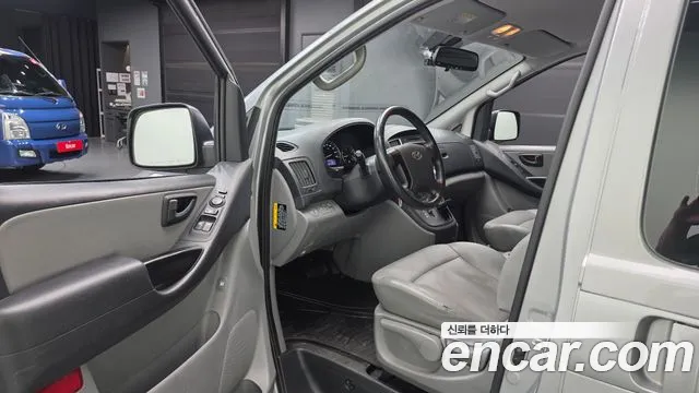 Hyundai Starex 2018 thumb 10