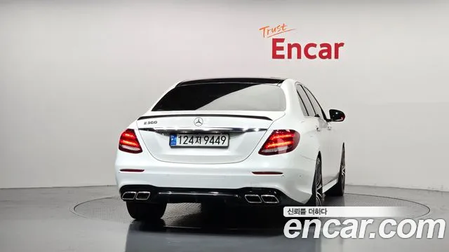 Mercedes-Benz E-Класс 2019 thumb 4