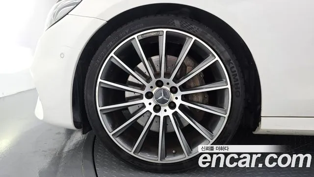 Mercedes-Benz E-Класс 2019 thumb 5