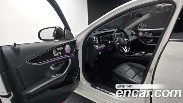 Mercedes-Benz E-Класс 2019 thumb 10