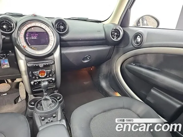 MINI Countryman 2013 thumb 9