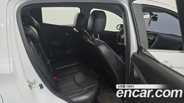 ChevroletGMDaewoo Spark 2016 thumb 12