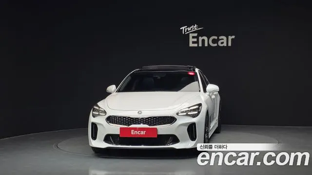 Kia Stinger 2021 thumb 3
