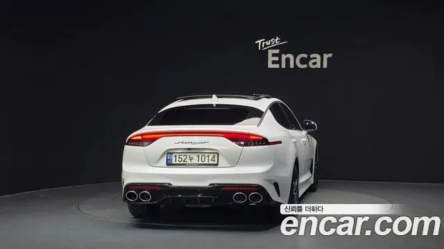 Kia Stinger 2021 thumb 4