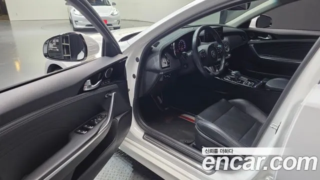 Kia Stinger 2021 thumb 10