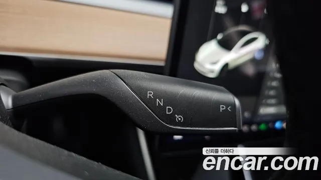 Tesla Model 3 2019 thumb 8