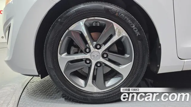 Hyundai i30 2015 thumb 5