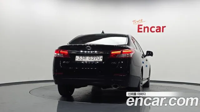 Renault-KoreaSamsung SM5 2015 thumb 4