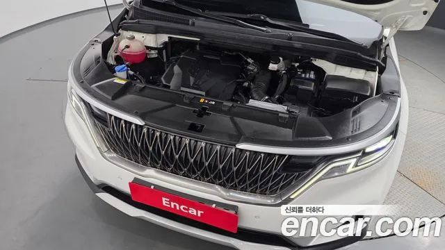 Kia Carnival 2023 thumb 6