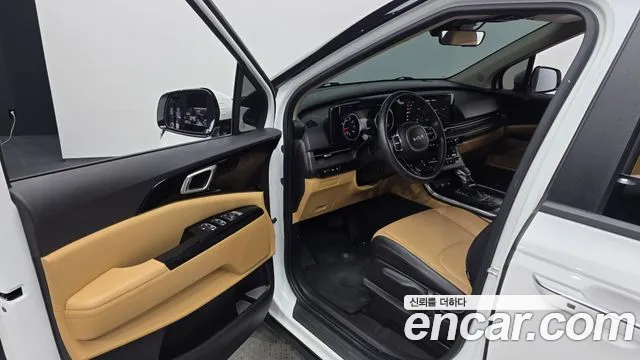 Kia Carnival 2023 thumb 10