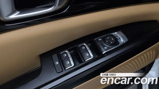 Kia Carnival 2023 thumb 12