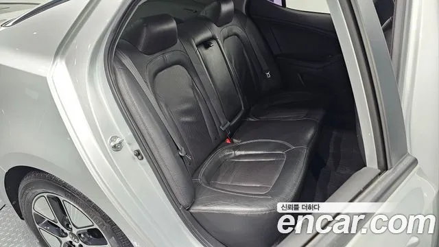 Kia K5 2013 thumb 11