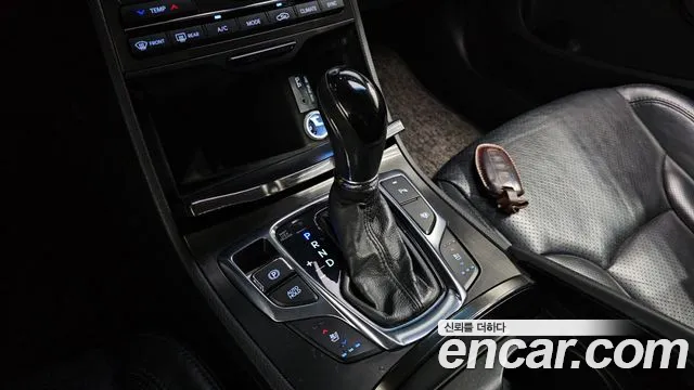 Hyundai Grandeur 2015 thumb 9