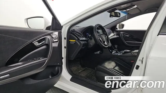 Hyundai Grandeur 2015 thumb 10