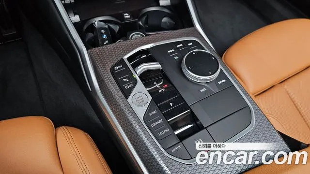 BMW 3-Series 2025 thumb 8