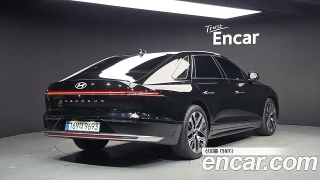 Hyundai Grandeur 2023 thumb 2