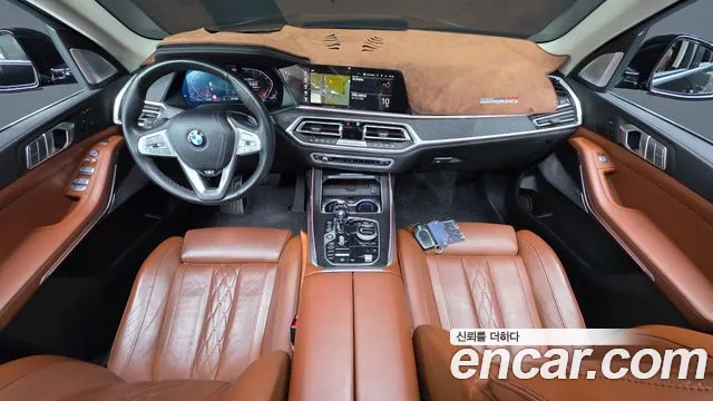 BMW X7 2021 thumb 7