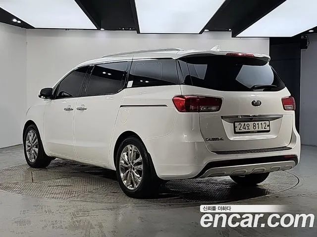 Kia Carnival 2014 thumb 3