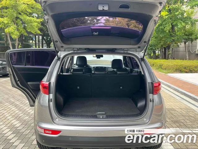 Kia Sportage 2016 thumb 11