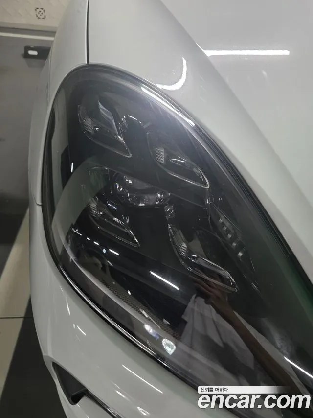 Porsche Cayenne 2021 thumb 4