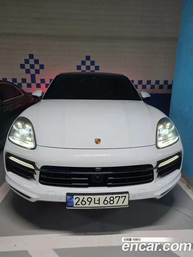 Porsche Cayenne 2021 thumb 11