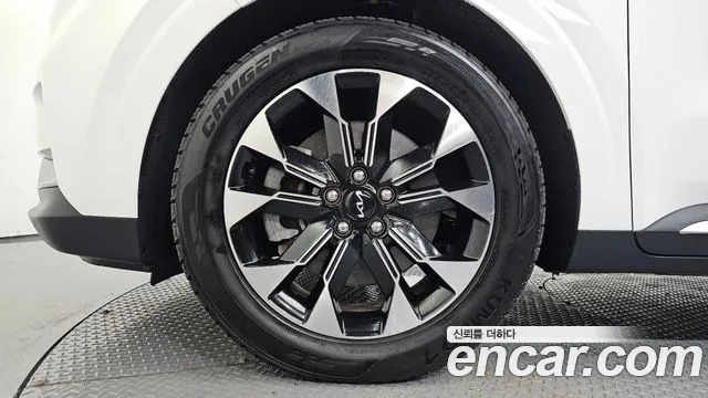 Kia Carnival 2023 thumb 5