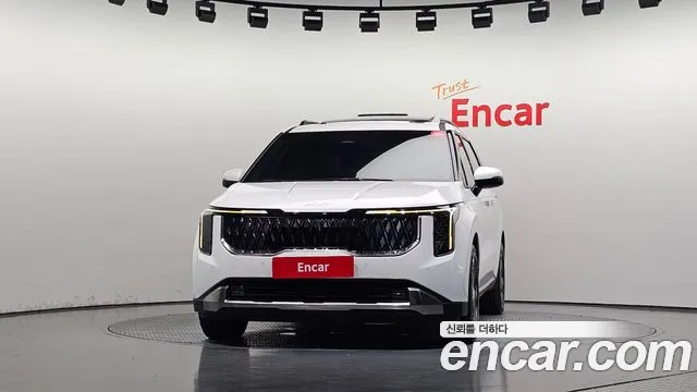 Kia Carnival 2024 thumb 3