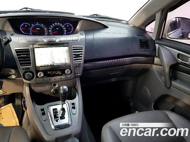 KG_Mobility_Ssangyong KORANDO 2013 thumb 10