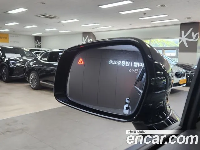 Kia Carnival 2024 thumb 3