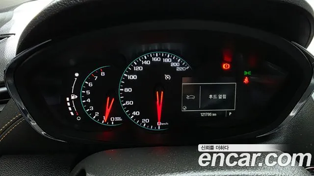 ChevroletGMDaewoo Tracker 2016 thumb 8