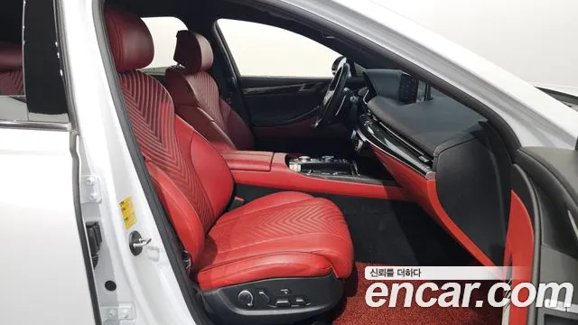 Genesis G80 2023 thumb 11